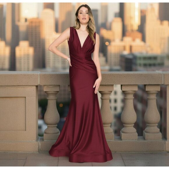 Amelia Couture 370 Gown Dress Mermaid Floor Length 2 Formal Prom New Year - Picture 1 of 7